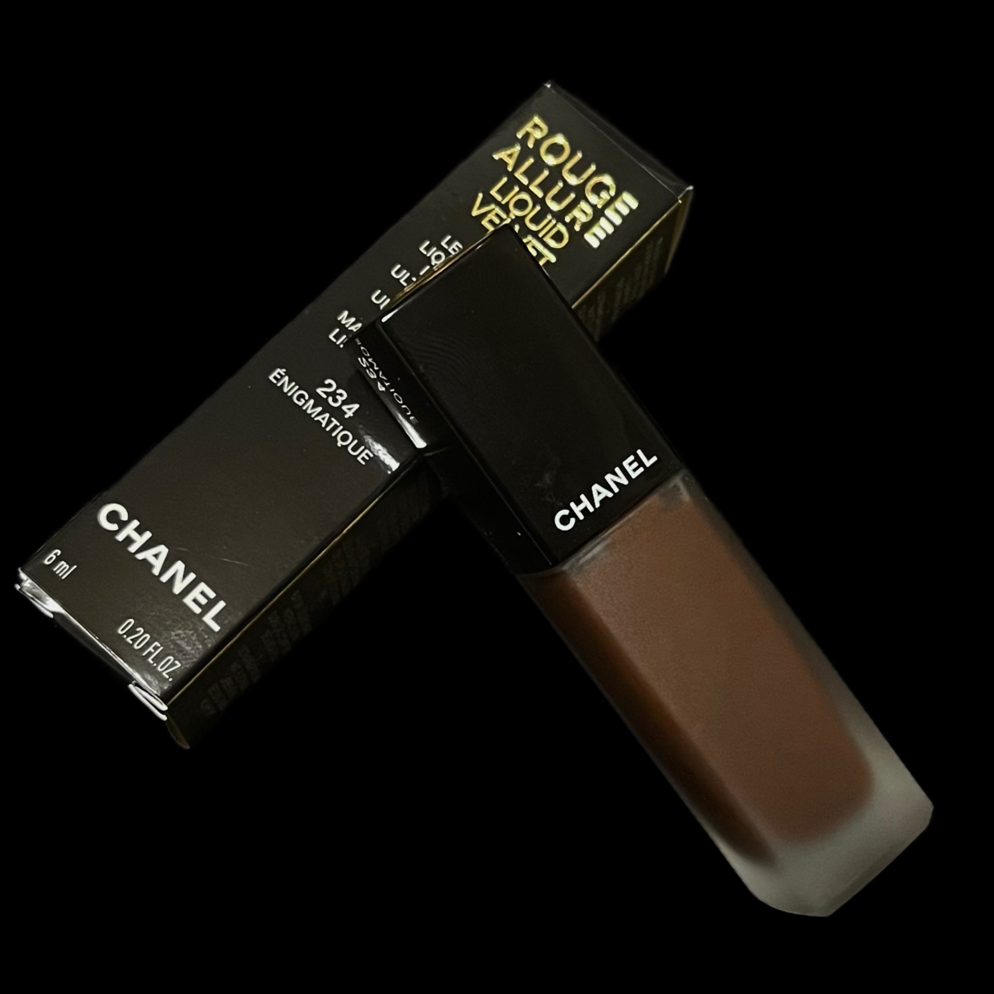 ルージュ アリュール リクィッド ヴェルヴェット/CHANEL/口紅を使ったクチコミ（1枚目）