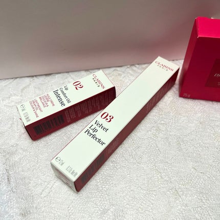 CLARINS リップ パーフェクター ベルベッドのクチコミ「購入メモ📝
✼••┈┈••✼••┈┈••✼••┈┈••✼••┈┈••✼
CLARINS
リッ.....」(1枚目)