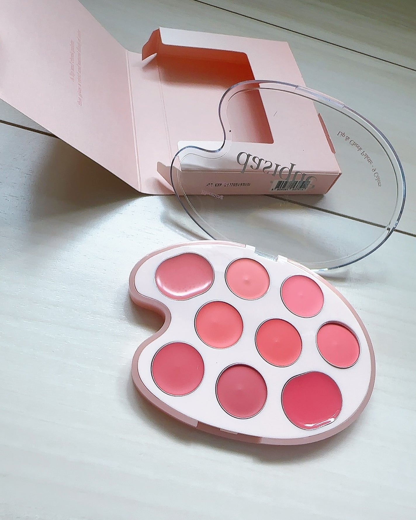 ムードペインティングリップアンドチークパレット/dasique/マルチパレットを使ったクチコミ(2枚目)