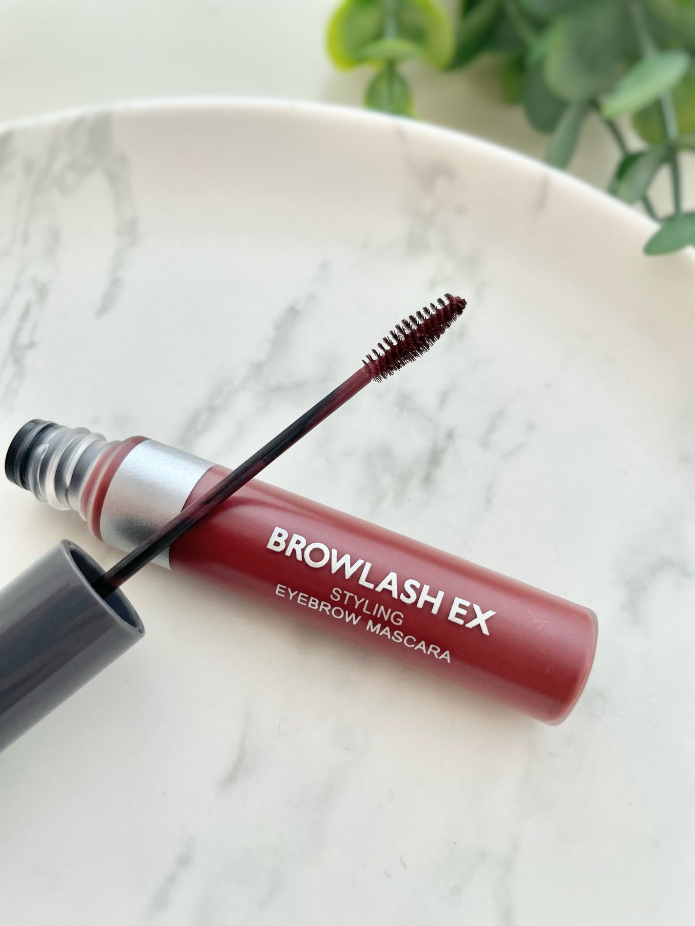 ブロウラッシュEX スタイリングアイブロウマスカラ /ブロウラッシュ/眉マスカラを使ったクチコミ(8枚目)