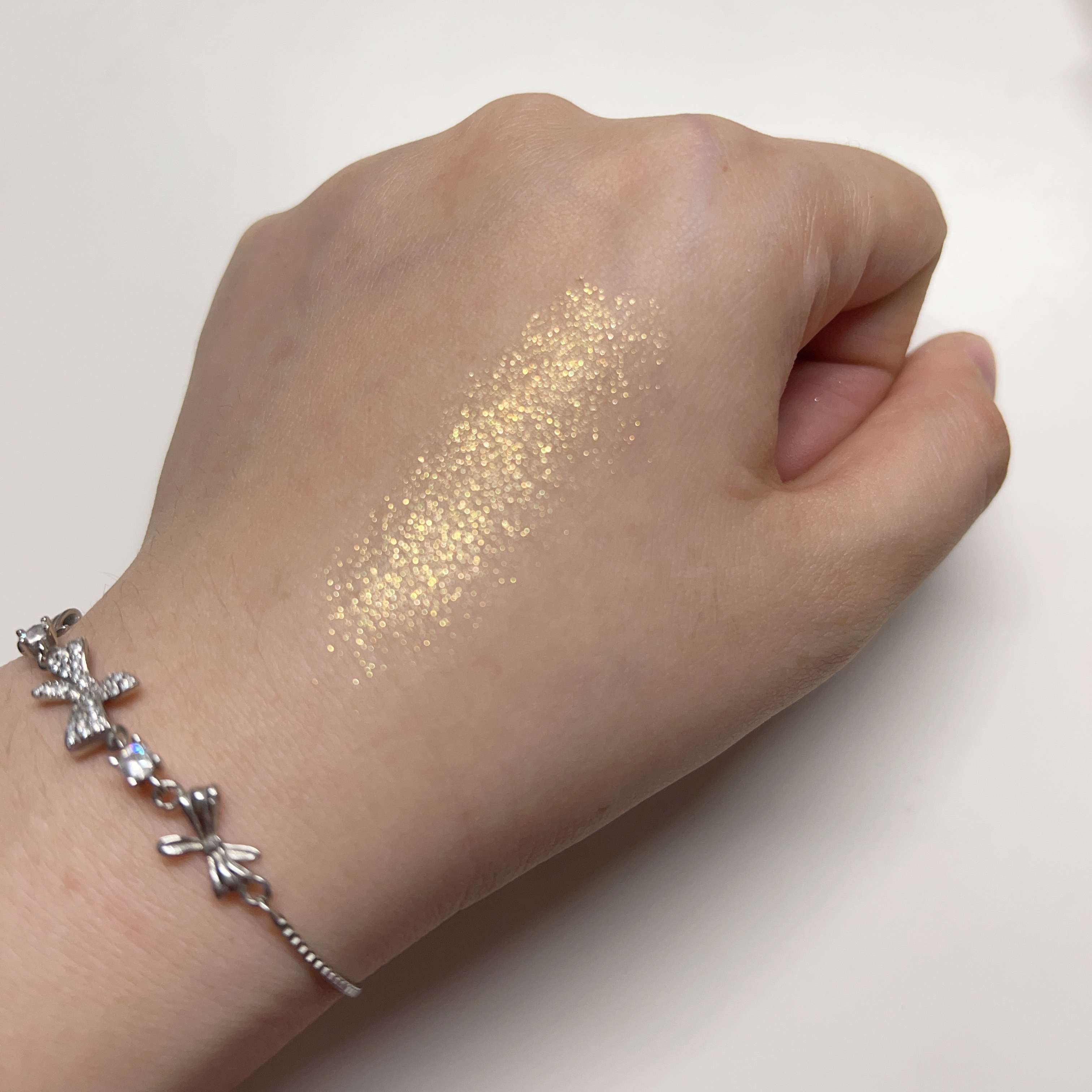 アディクション ザ アイシャドウ スパークル 007SP Gold Rush/ADDICTION/単色アイシャドウを使ったクチコミ（3枚目）