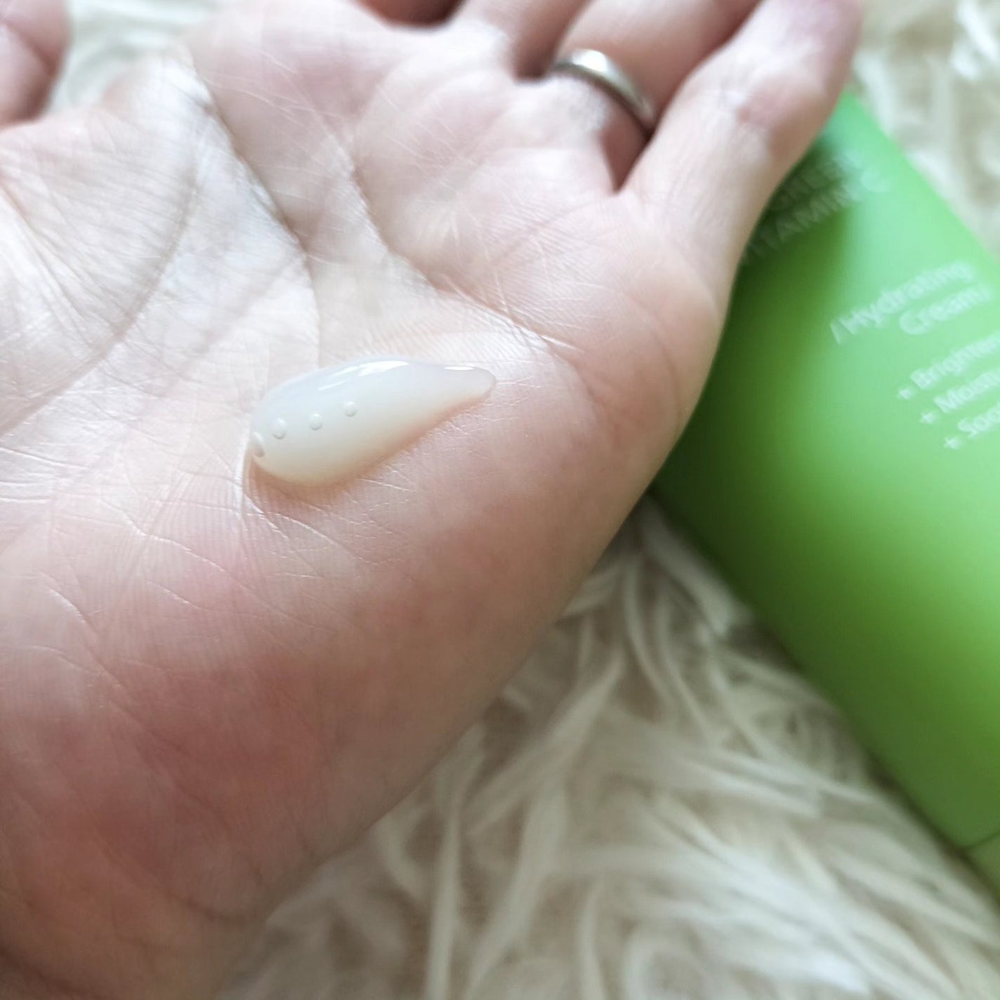 アリウル グリーンビタミンC ハイドレーティングクリーム/Ariul/フェイスクリームを使ったクチコミ(3枚目)