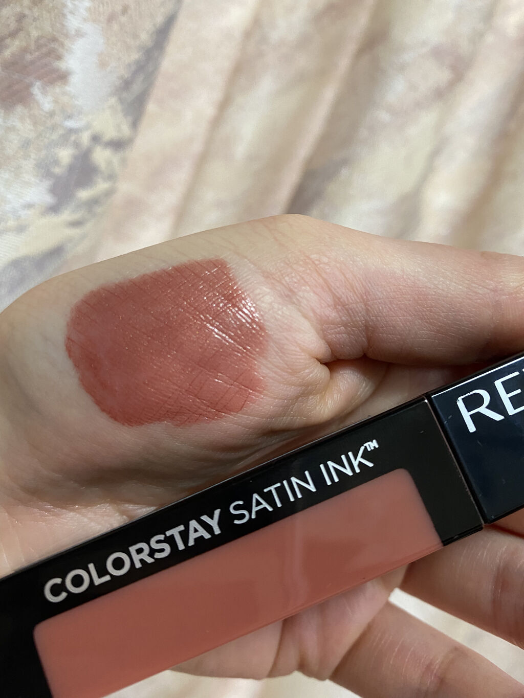 カラーステイ サテン インク/REVLON/口紅を使ったクチコミ（3枚目）