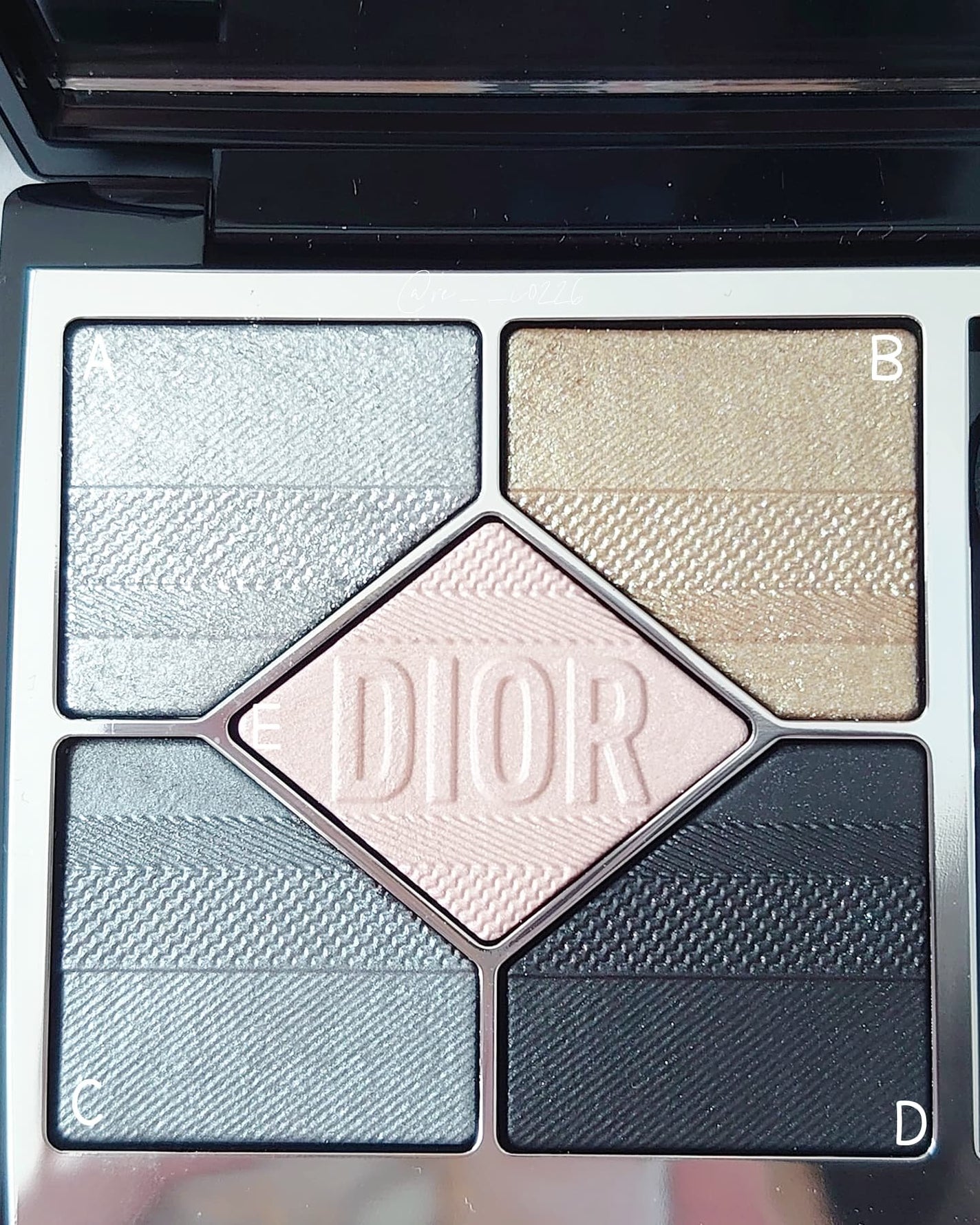 【旧】ディオールショウ サンク クルール(プラン ドゥ パリ コレクション限定品)/Dior/アイシャドウを使ったクチコミ(7枚目)