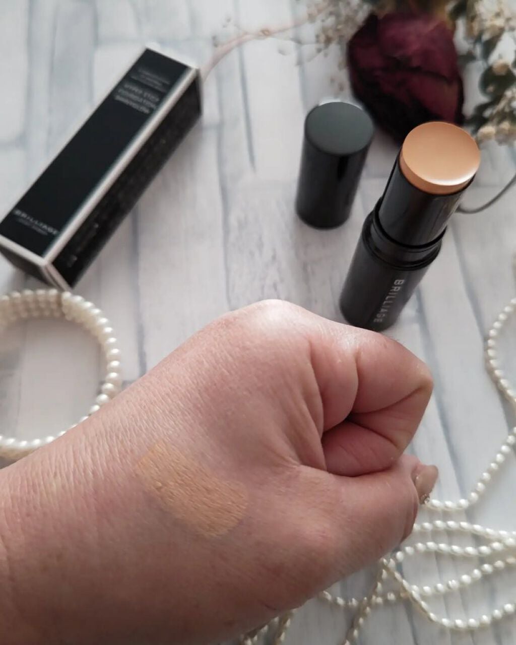 ハイパースティックファンデーション シャイニーグロウ /ブリリアージュ/その他ファンデーションを使ったクチコミ(2枚目)