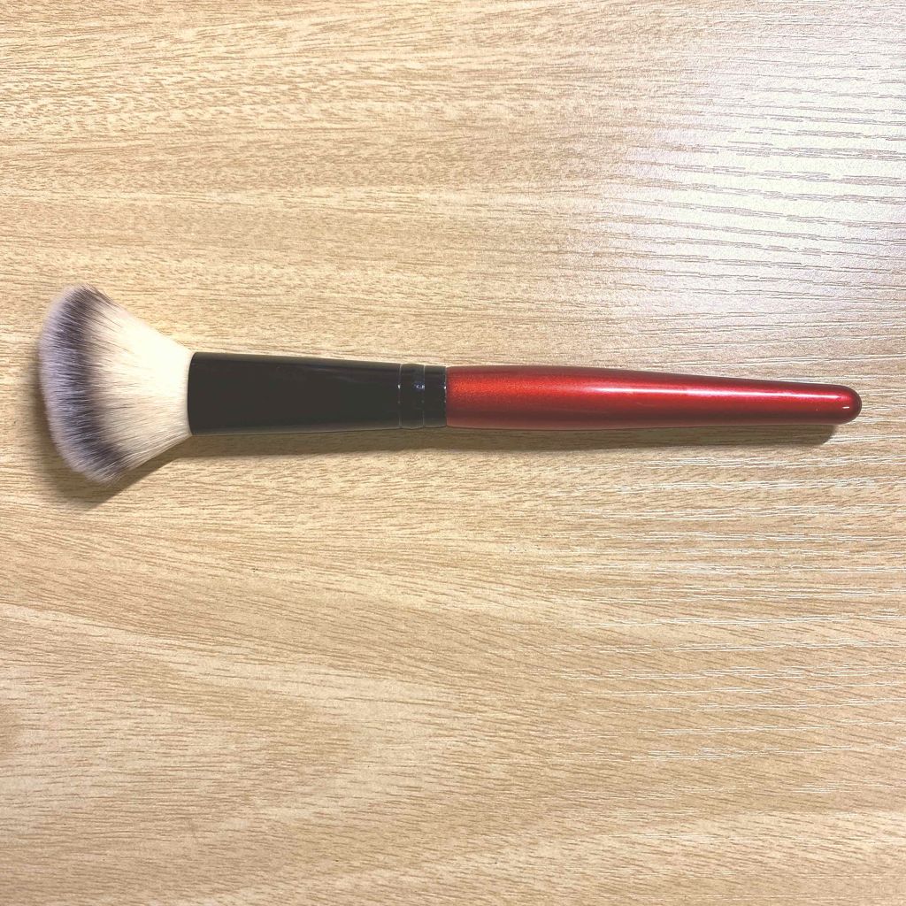 春姫 チークブラシ/DAISO/メイクブラシを使ったクチコミ(1枚目)