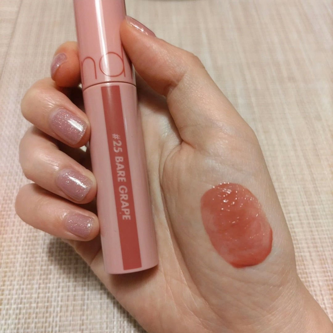 ジューシーラスティングティント/rom&nd/リップティントを使ったクチコミ（3枚目）