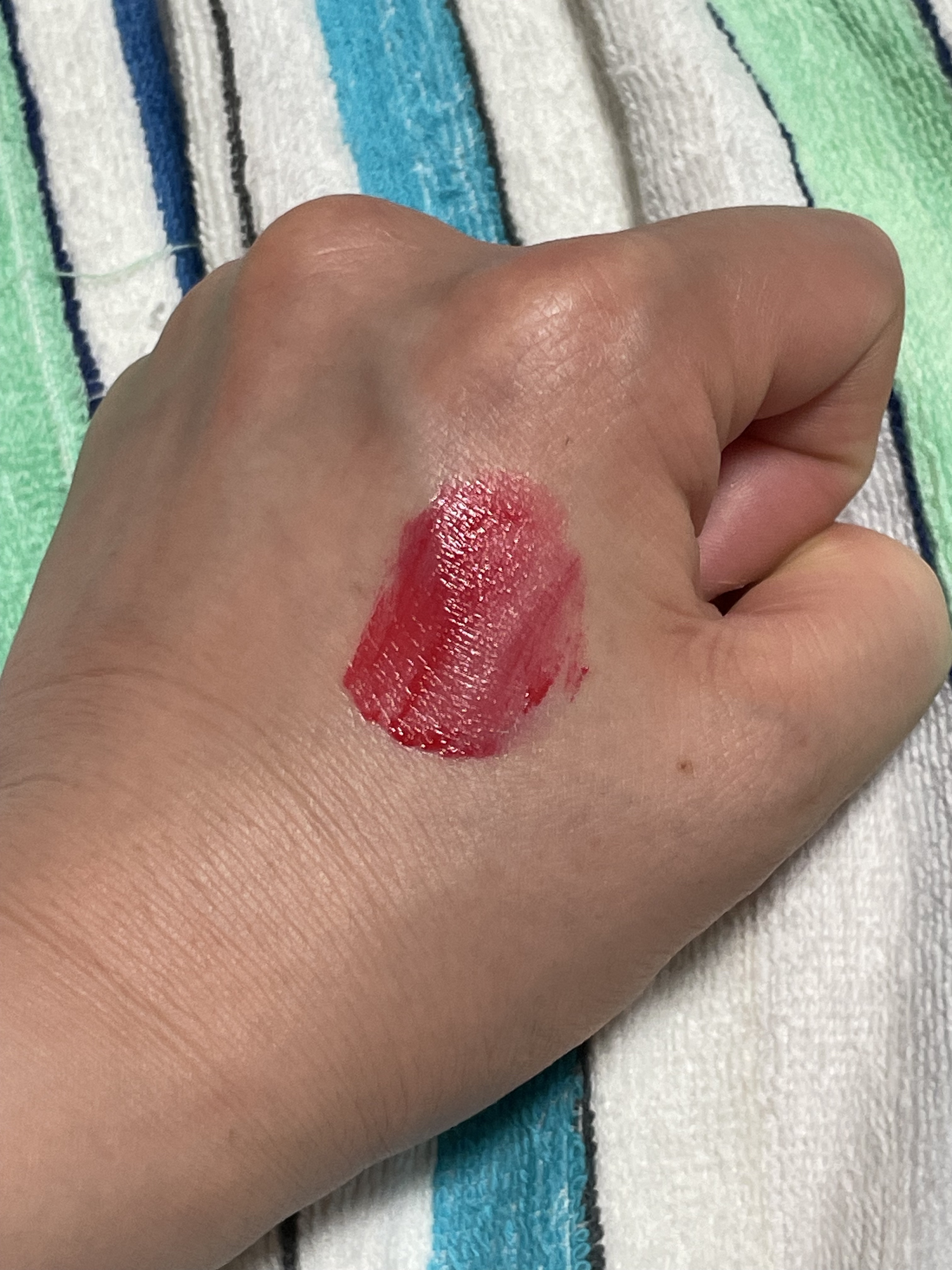 アイムミミ ミステリー フラッシュティント 001 ミステリーベリーコーク/i’m meme/リップティントを使ったクチコミ（2枚目）