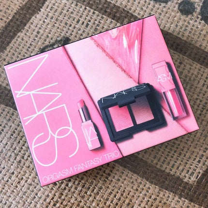 オーガズムファンタジートリオ/NARS/メイクアップキットを使ったクチコミ(3枚目)
