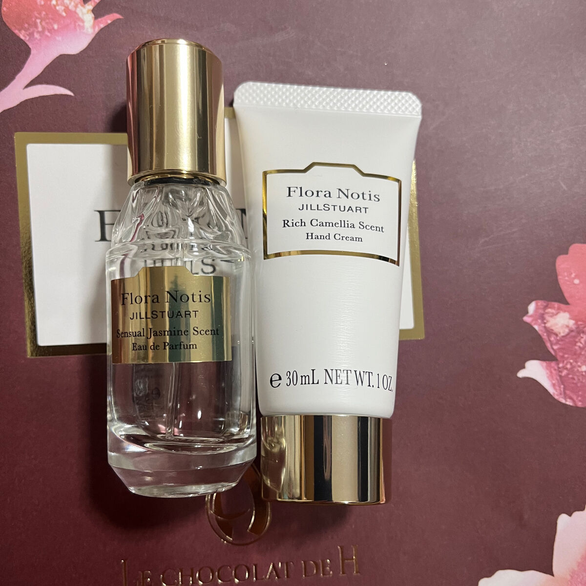 センシュアルジャスミン オードパルファン ミニスプレー 20ml/Flora Notis JILL STUART/香水(レディース)を使ったクチコミ（2枚目）