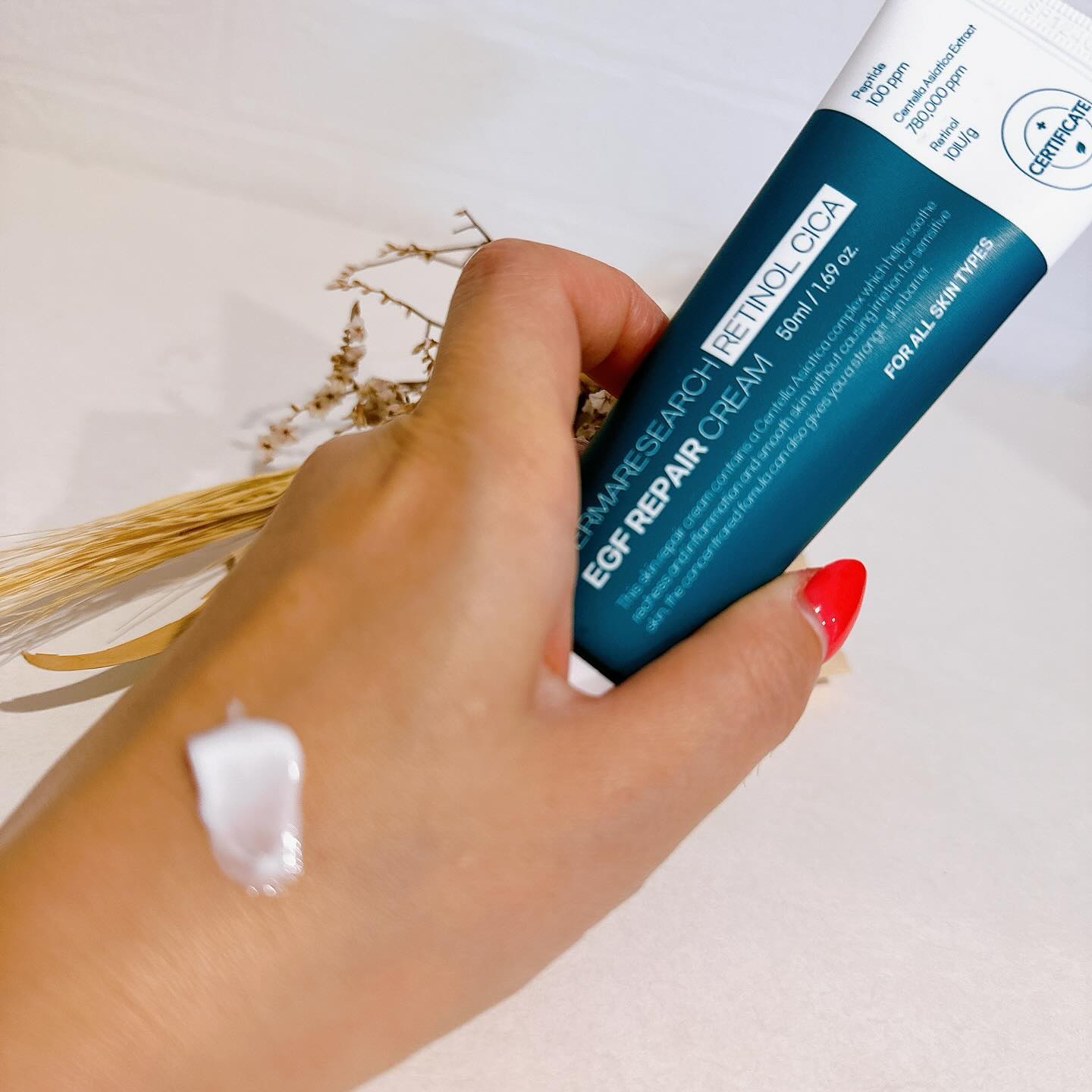 レチノールシカEGFリペアクリーム/DERMA RESEARCH/フェイスクリームを使ったクチコミ（2枚目）