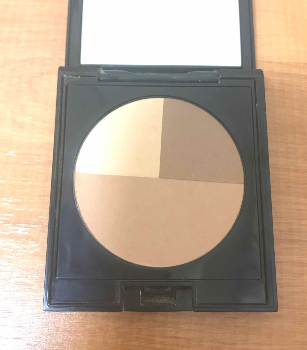 コントゥアリング アディクション/ADDICTION/プレストパウダーを使ったクチコミ（3枚目）