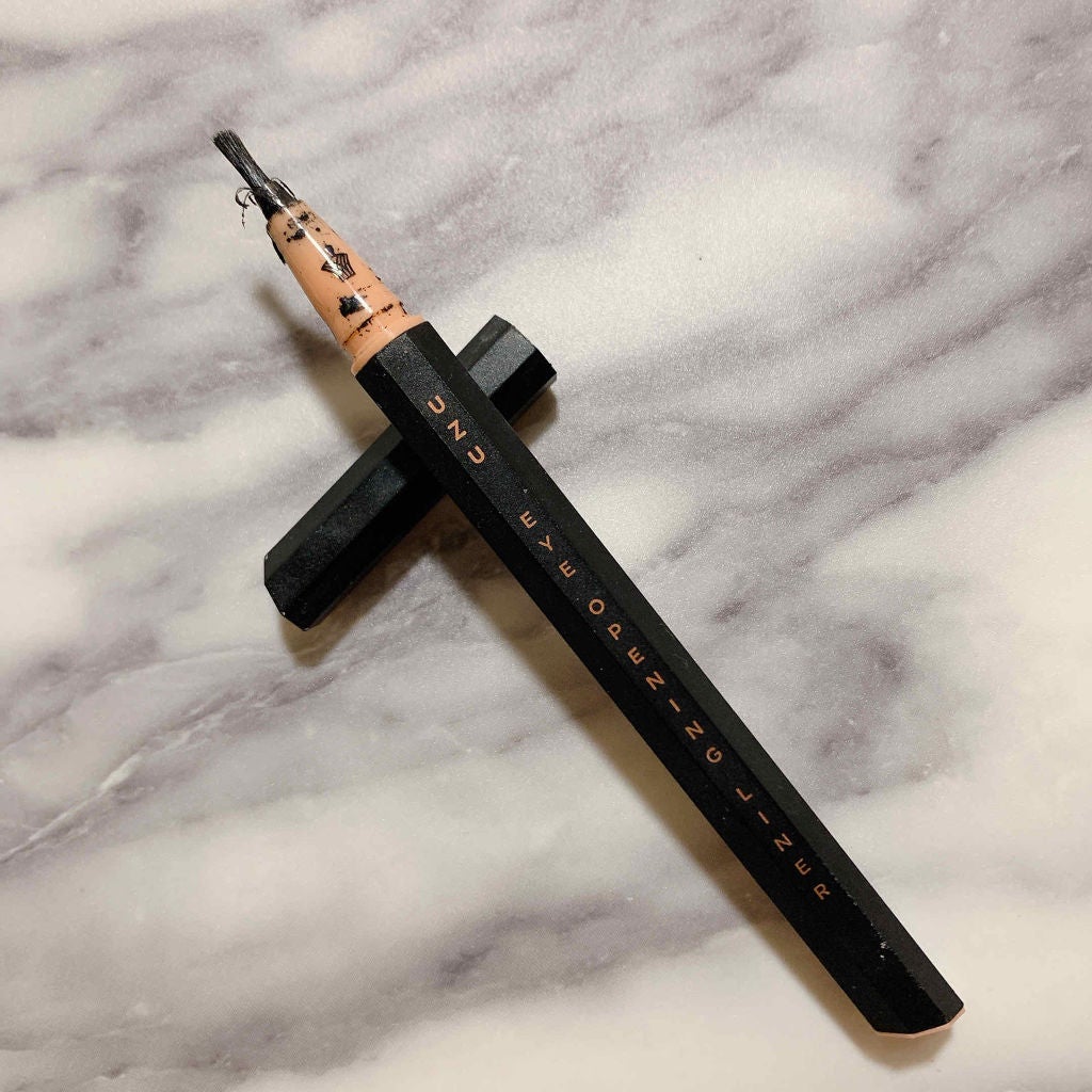 EYE OPENING LINER/UZU BY FLOWFUSHI/リキッドアイライナーを使ったクチコミ(1枚目)