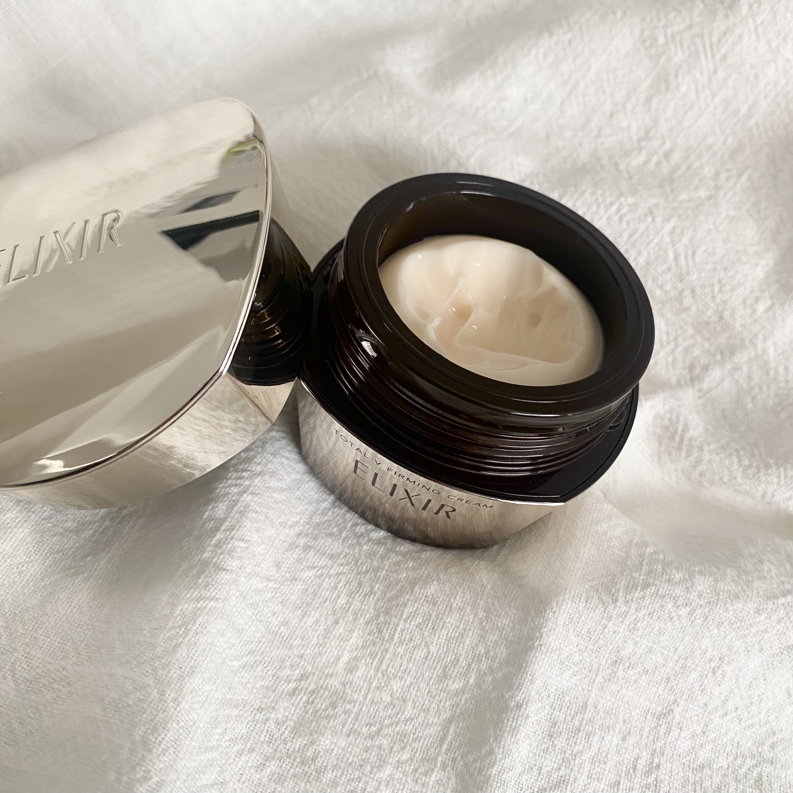 トータルV ファーミングクリーム/エリクシール/フェイスクリームを使ったクチコミ（2枚目）