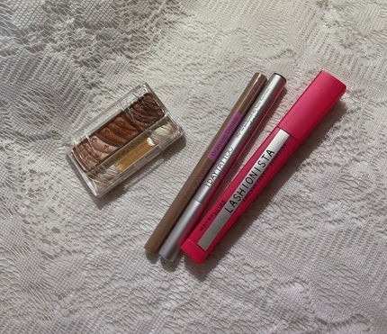 トーンアップアイシャドウ/CEZANNE/アイシャドウパレットを使ったクチコミ(4枚目)