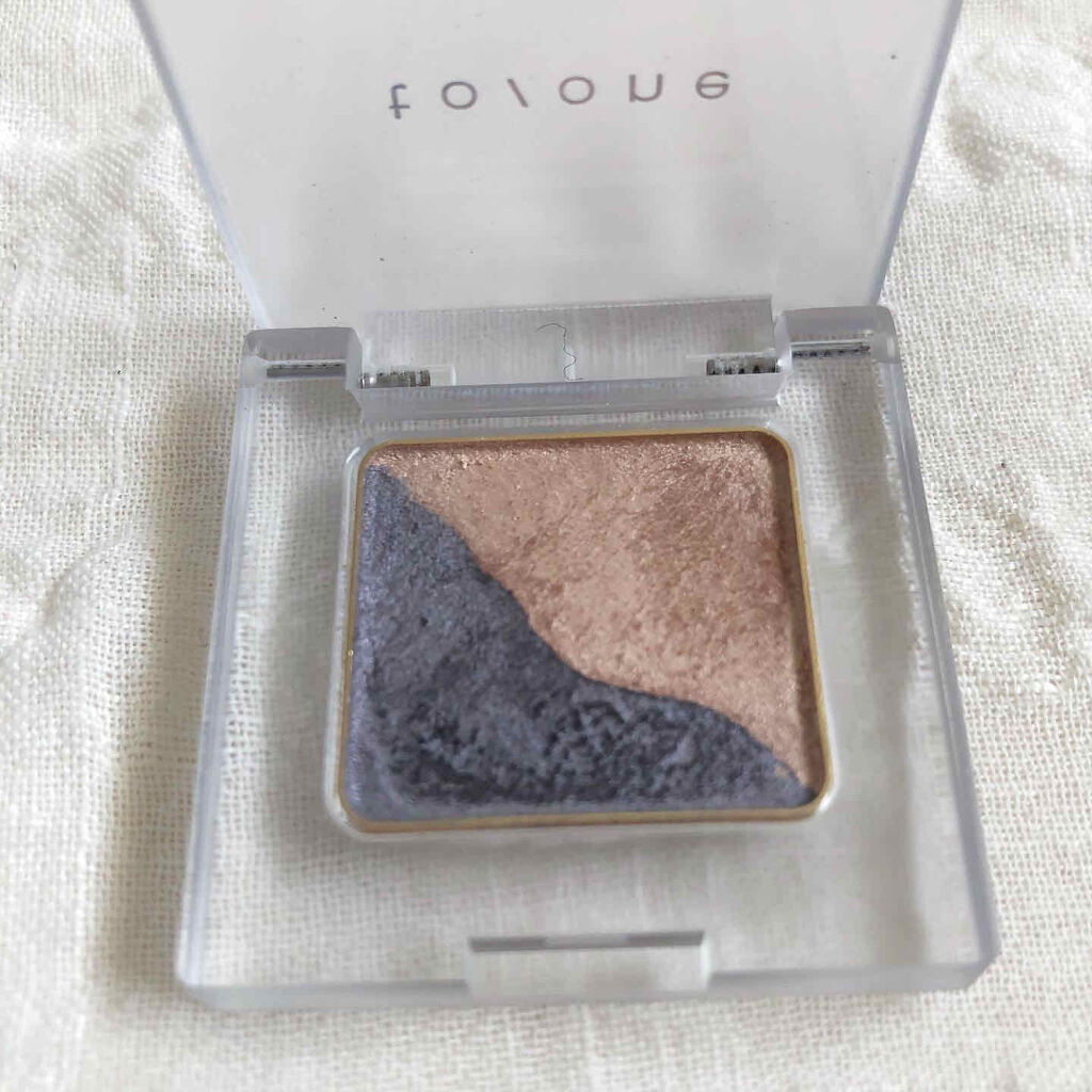 トーン ペタル アイシャドウ 08:ウォームグレー/to/one/アイシャドウパレットを使ったクチコミ（3枚目）