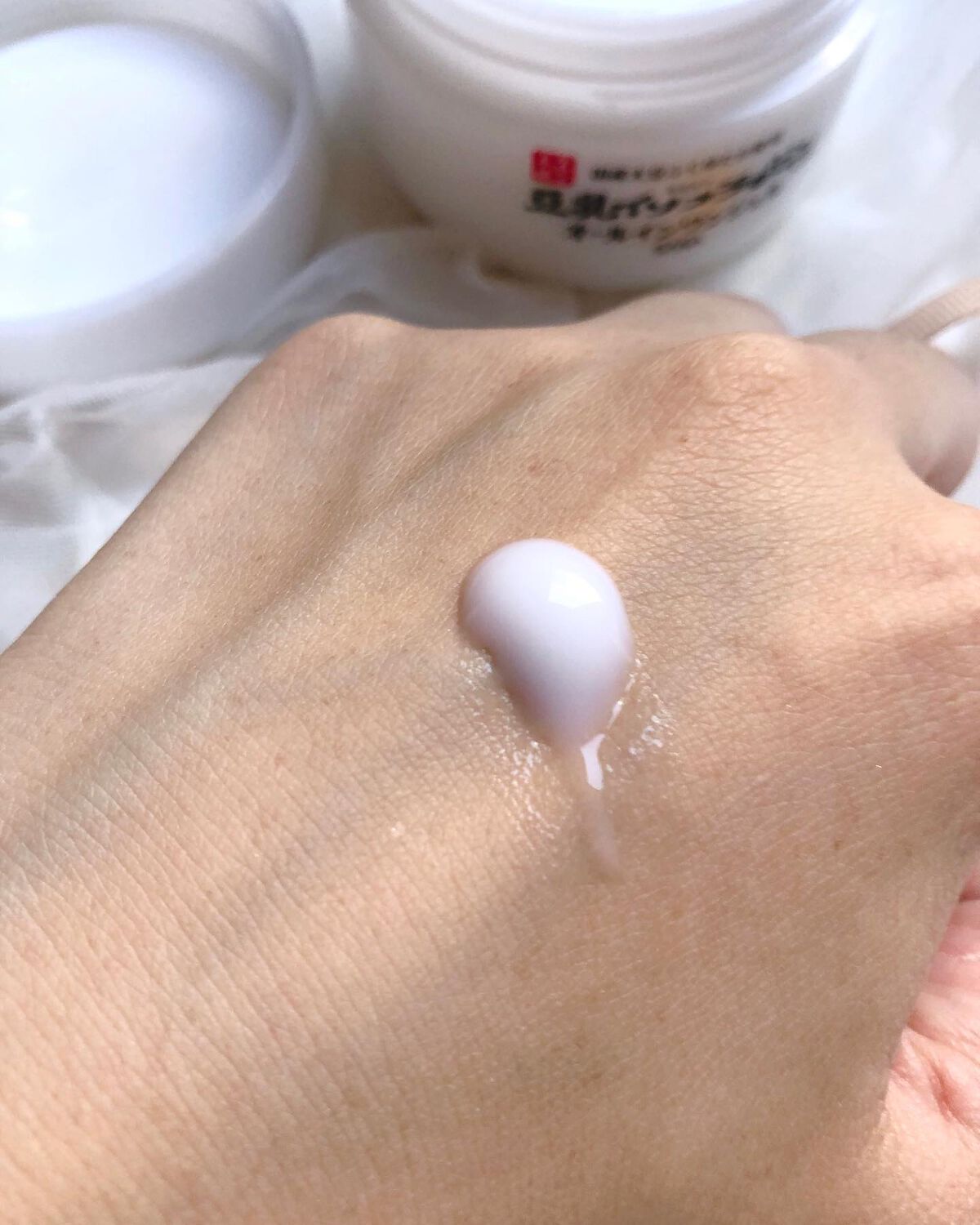 とろんと濃ジェル NC /なめらか本舗/オールインワン化粧品を使ったクチコミ（3枚目）