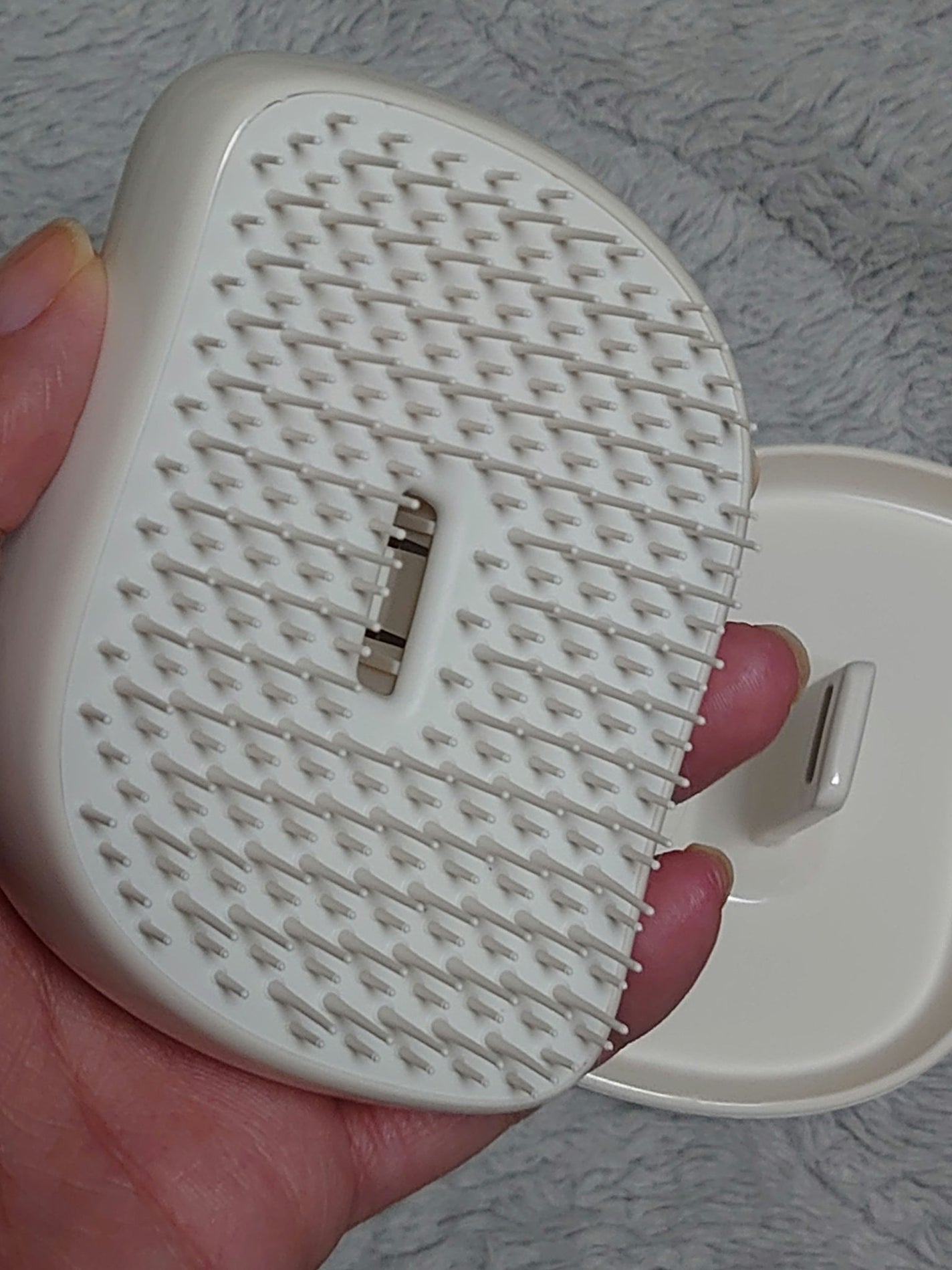 コンパクトスタイラー/TANGLE TEEZER/ヘアブラシを使ったクチコミ(3枚目)