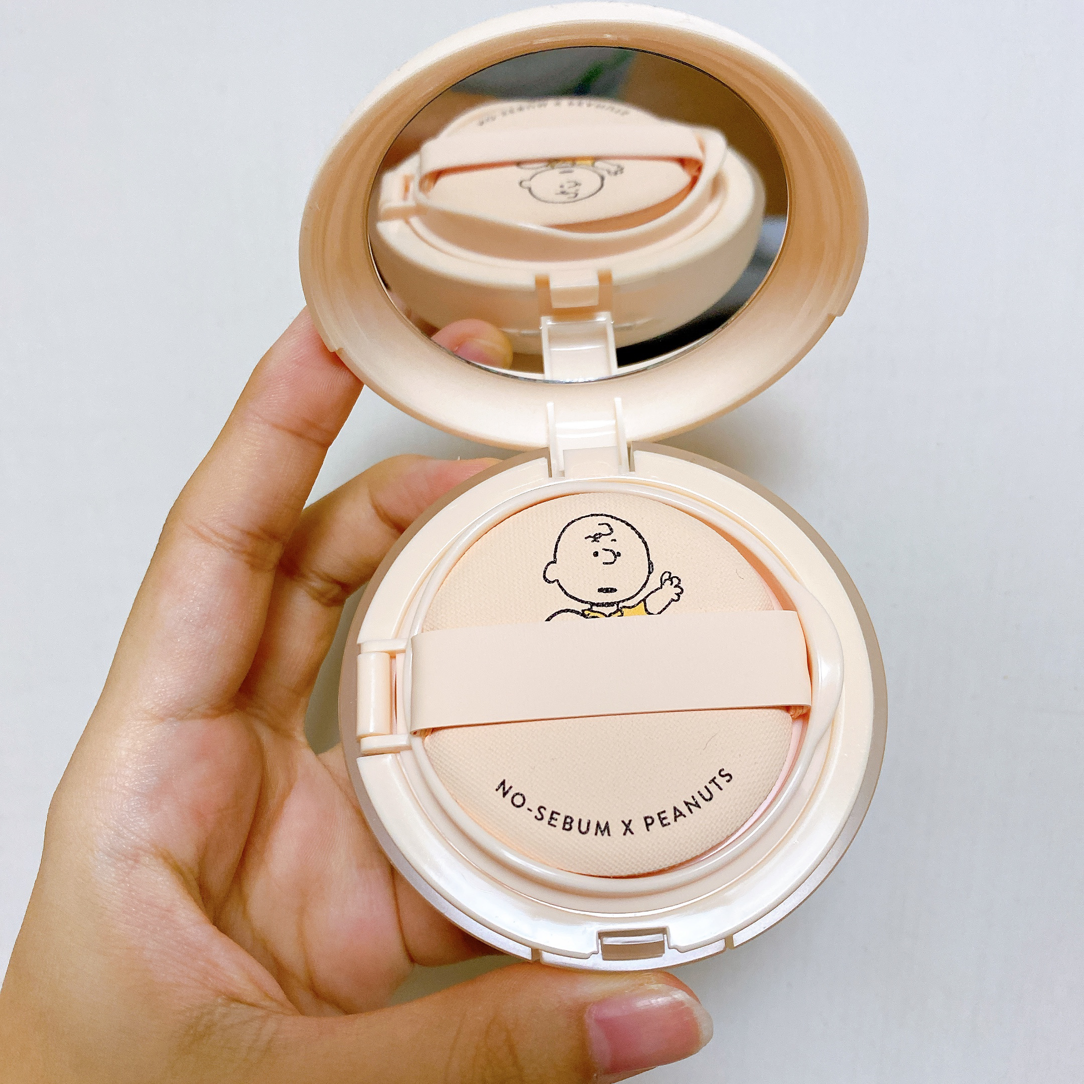 innisfree ノーセバム パウダー クッションのクチコミ「\innisfree ノーセバム パウダー クッション/

21N　バニラ

めっちゃ可愛いパ.....」（2枚目）