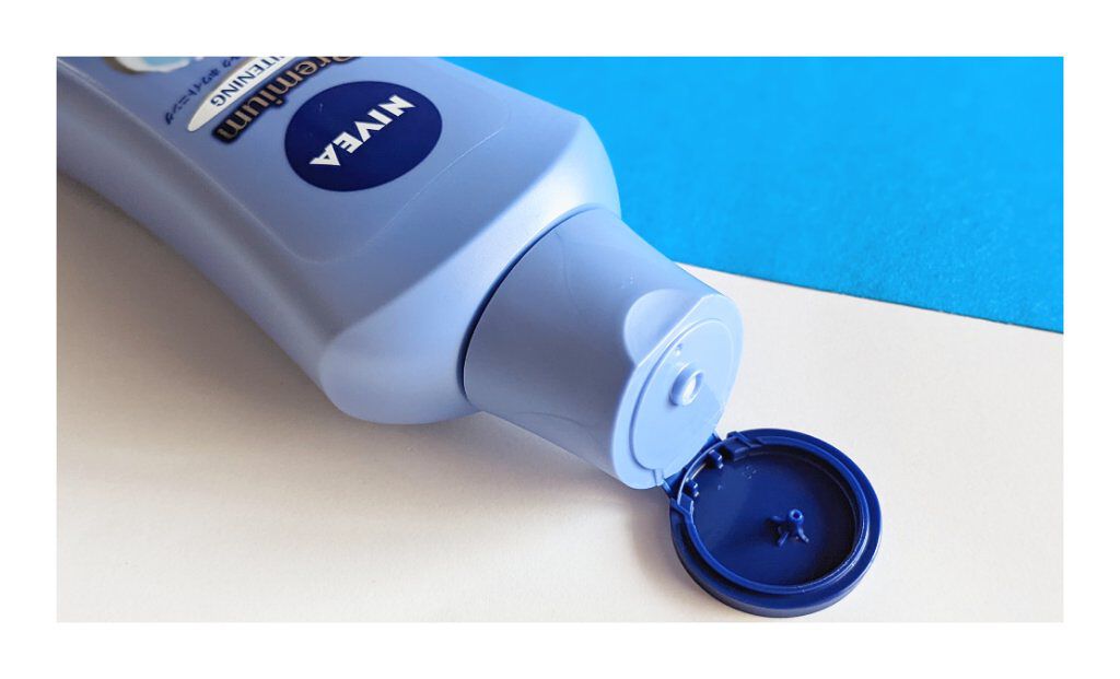 プレミアムボディミルク ホワイトニング【医薬部外品】		/ニベア/ボディミルクを使ったクチコミ（2枚目）