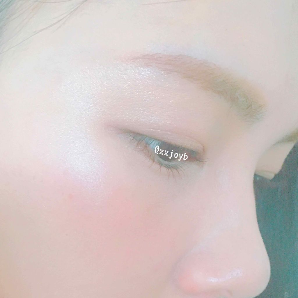 リシェ イルミネート パウダー/Visée/プレストパウダーを使ったクチコミ（2枚目）