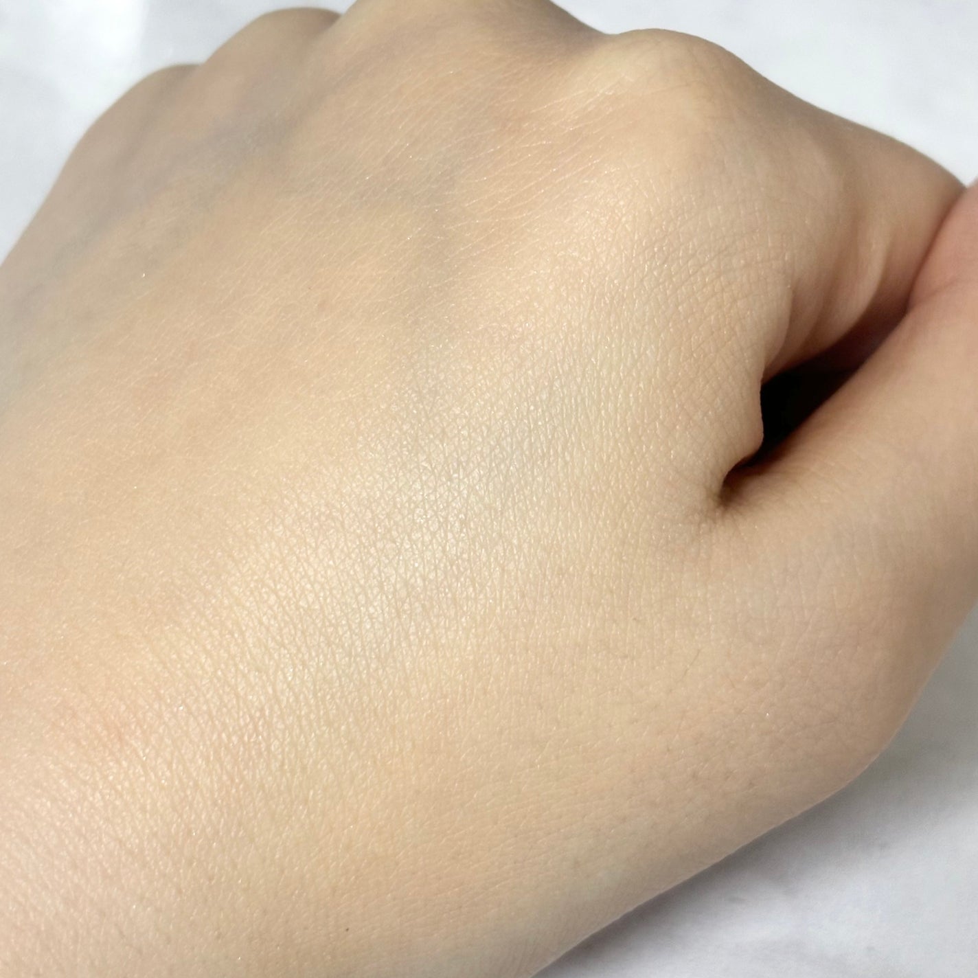 モイスチュアライジング ファンデーション プライマー/PAUL & JOE BEAUTE/化粧下地を使ったクチコミ(6枚目)