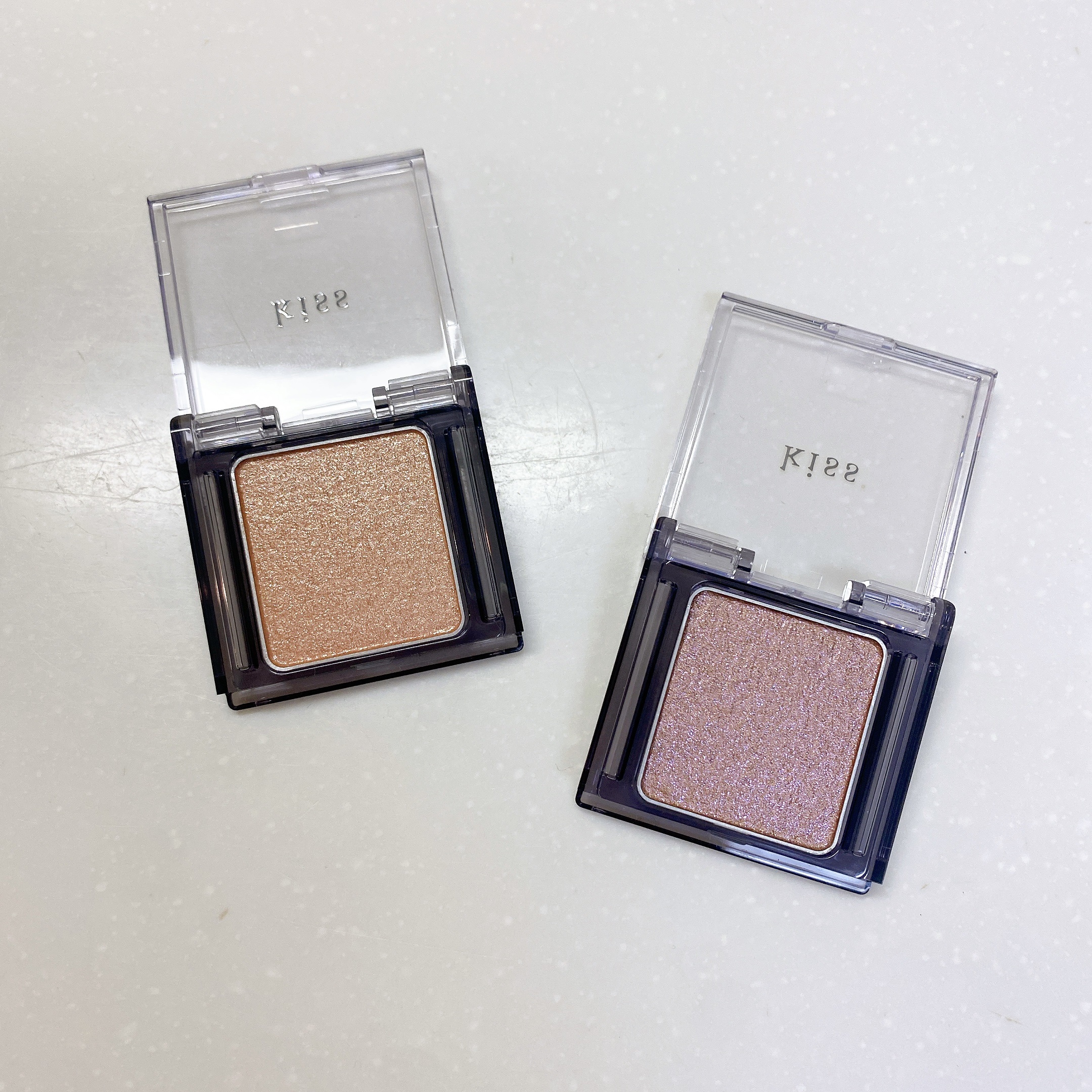  シアー グリッターアイズ/KiSS/単色アイシャドウを使ったクチコミ（3枚目）