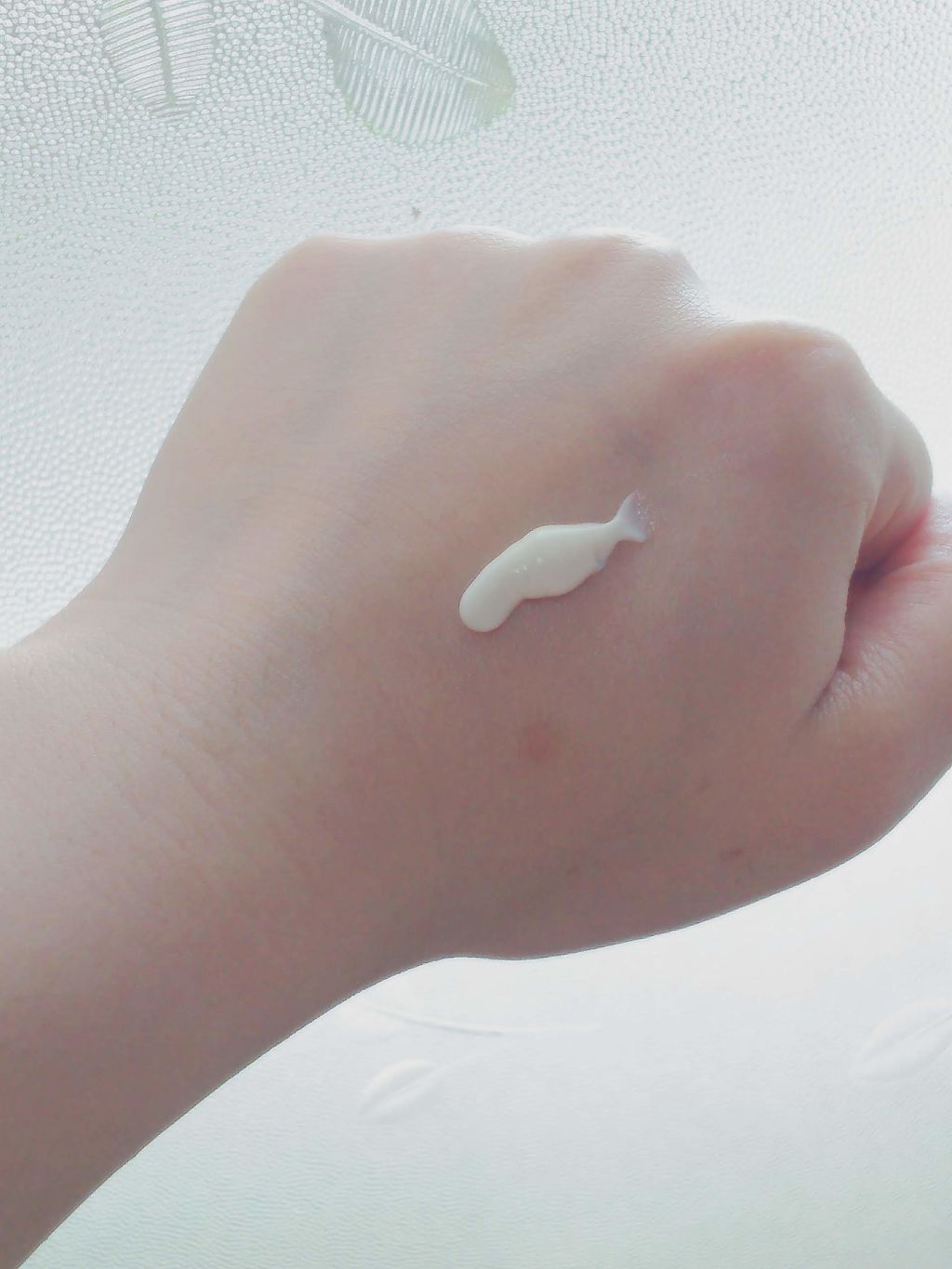 インテンシブUVサンブロッククリーム/3W CLINIC(韓国)/化粧下地を使ったクチコミ(3枚目)