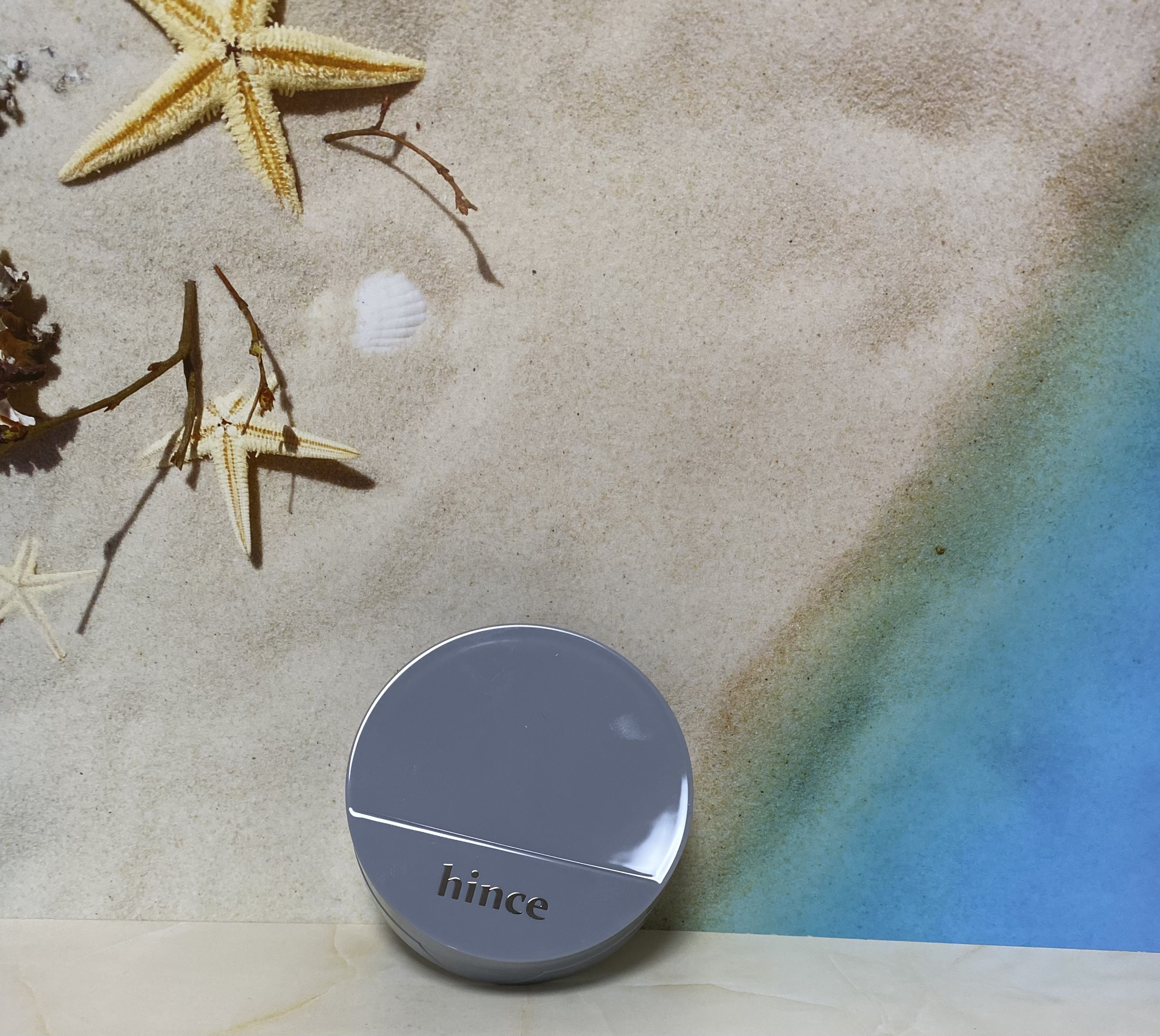  クッションファンデだけど、低刺激処方で肌に優しいと感じました！ ナチュラルに長時間キープしてくれましたよ✨
SPF40、PA++なのも嬉しいです。 また、ツヤ感もちょうど良きで、なめらかなテクスチャーでマットすぎない仕上がりでした！ 程よ