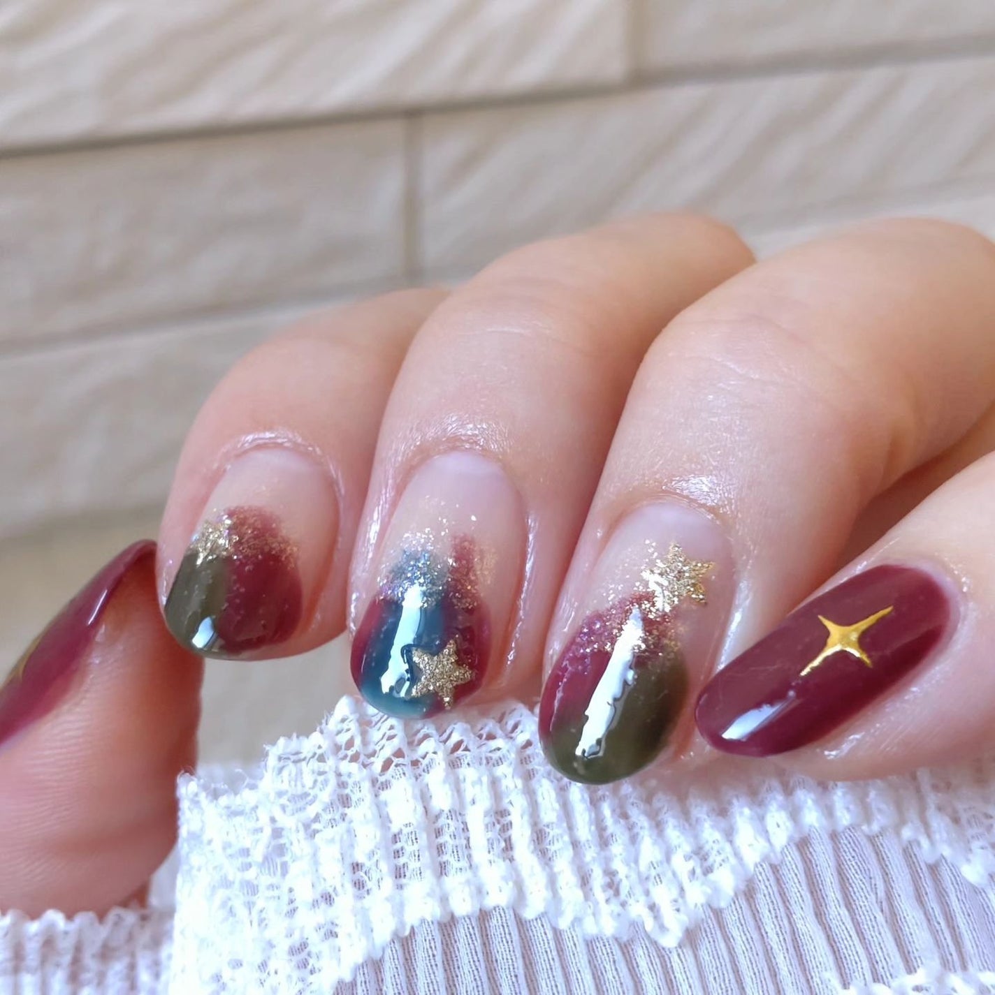 ミルクティ on LIPS 「✴✴#星空ネイル🌟✴#パラドゥミニネイル(@parado_na..」(1枚目)