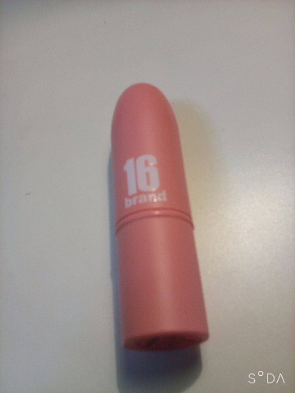 白 黒チャン on LIPS 「スゴく発色がいいです!色はオレンジ系です🍊#はじめての投稿..」(1枚目)