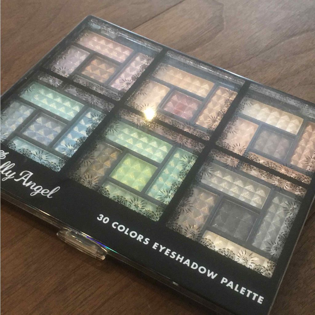 30COLORSEYESHADOWPALETTE/Dolly Angel/アイシャドウパレットを使ったクチコミ（1枚目）