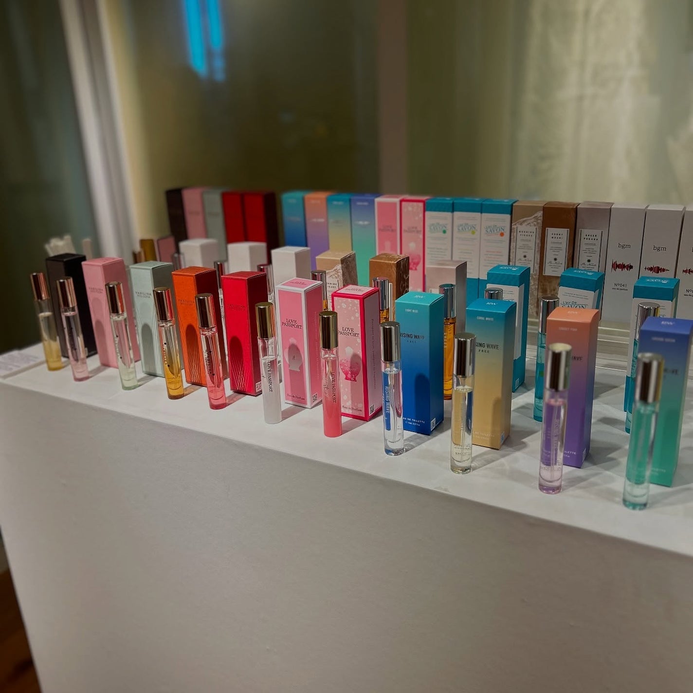 ヴァシリーサ リ フレクト オ-ドパルファム MINI オシャレ魔女 ラブ and ベリー プリティピンクデビル/ミニモアパフューム/香水(その他)を使ったクチコミ(4枚目)