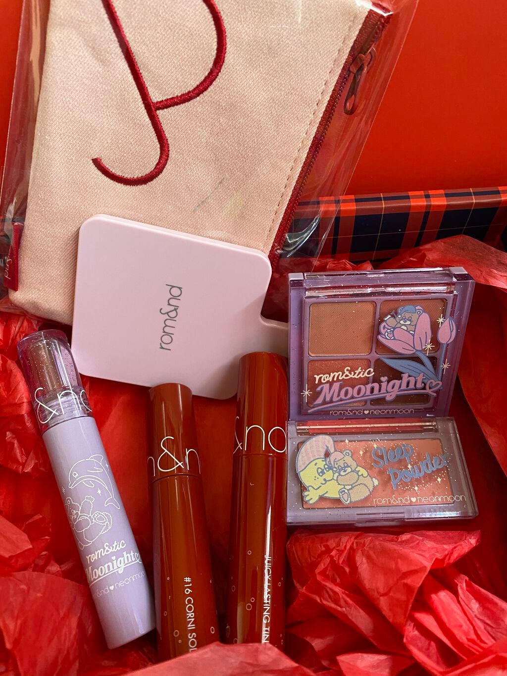 ジューシーラスティングティント/rom&nd/リップティントを使ったクチコミ(2枚目)