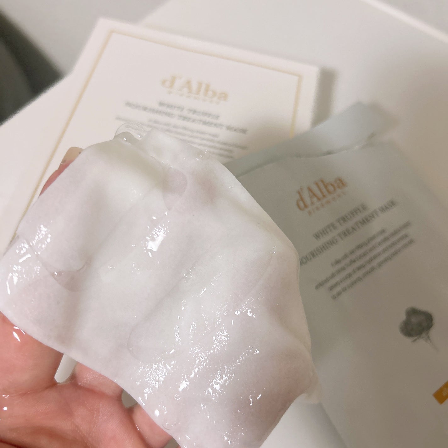 ホワイトトリュフナリシングトリートメントマスク/ダルバ/シートマスク・パックを使ったクチコミ(1枚目)