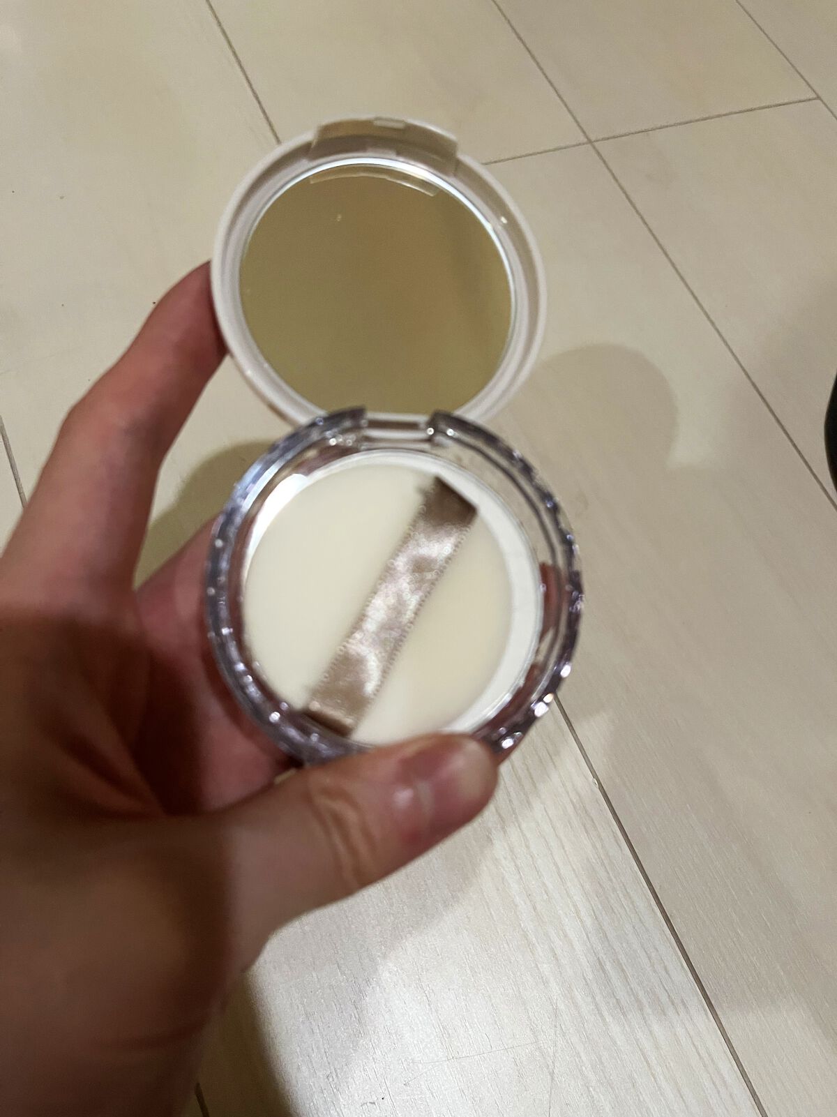 毛穴レスパウダー/CEZANNE/プレストパウダーを使ったクチコミ（2枚目）