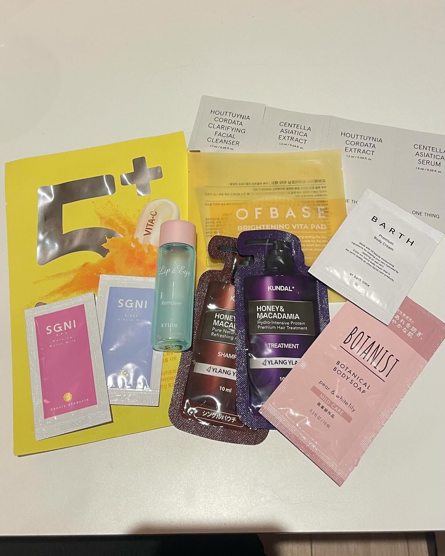 リップ&アイメイクリムーバー 320mL/ETUDE/ポイントメイクリムーバーを使ったクチコミ（2枚目）