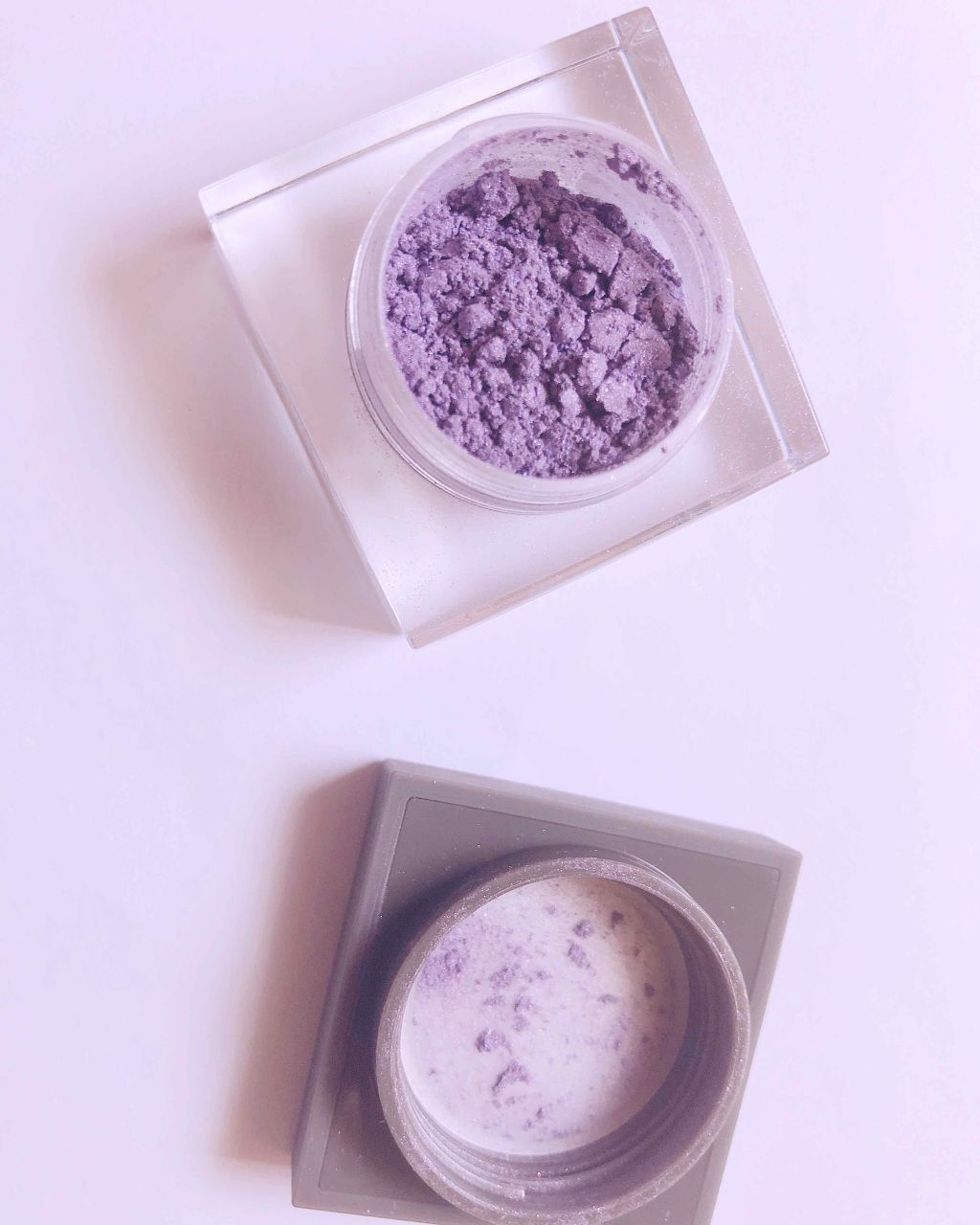 シマリングカラーヴェール ステートメント/THREE/単色アイシャドウを使ったクチコミ（2枚目）