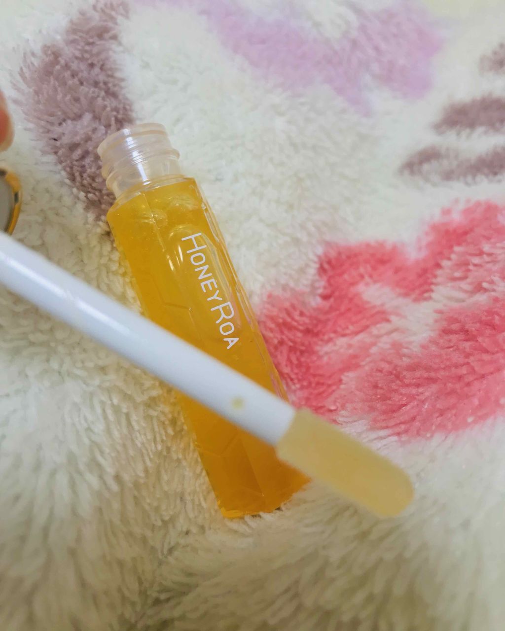 ハニーラスター r/ROAlív/リップグロスを使ったクチコミ(1枚目)