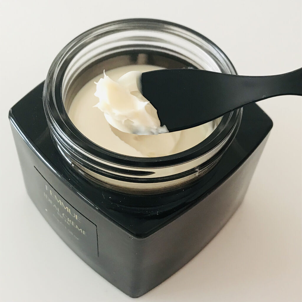 試してみた】アイディアルクリーム リッチ FEMMUEの効果・肌質別の