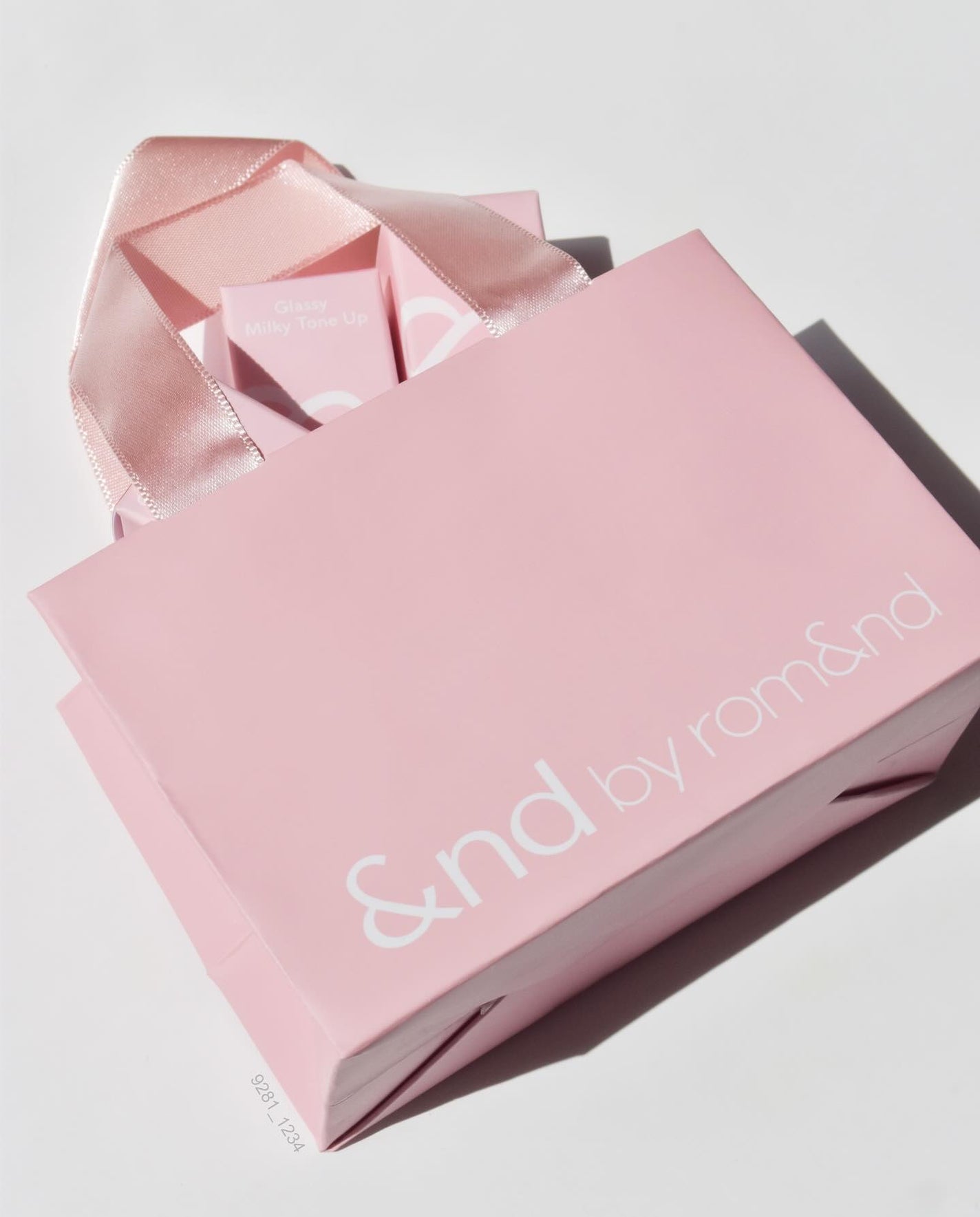 グラッシーミルキートーンアップ /&nd by rom&nd/化粧下地を使ったクチコミ(6枚目)