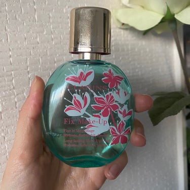 フィックス メイクアップ sp22 天人花をイメージした軽やかな香り(限定)/CLARINS/ミスト状化粧水を使ったクチコミ（1枚目）