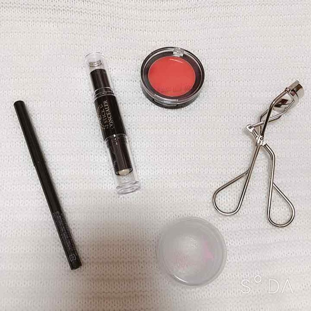 モイストピュアカラーリップ/ニベア/リップクリームを使ったクチコミ（3枚目）