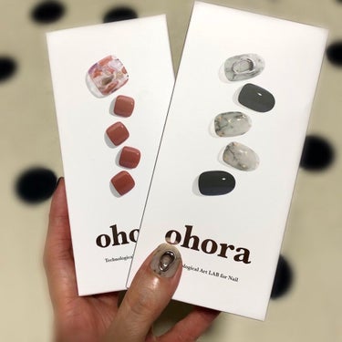 ohora
ジェルネイルシール


話題のオホーラ💅✨購入してみました😊✨
（ライトは公式のほうで無料で貰えました😊）
試しにハンドと、フット1つずつ。
（統一感無いのはスルーで🙃）


初めて使ってみ