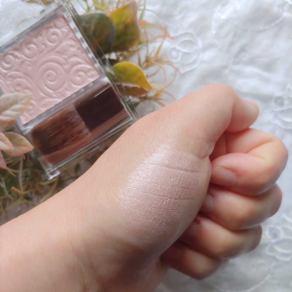 パールグロウハイライト/CEZANNE/パウダーハイライトを使ったクチコミ(3枚目)