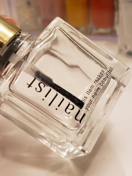 土木系おねいさん on LIPS 「正直、トップコートなんてどれも同じだと思ってた…たった2本だけ..」(6枚目)