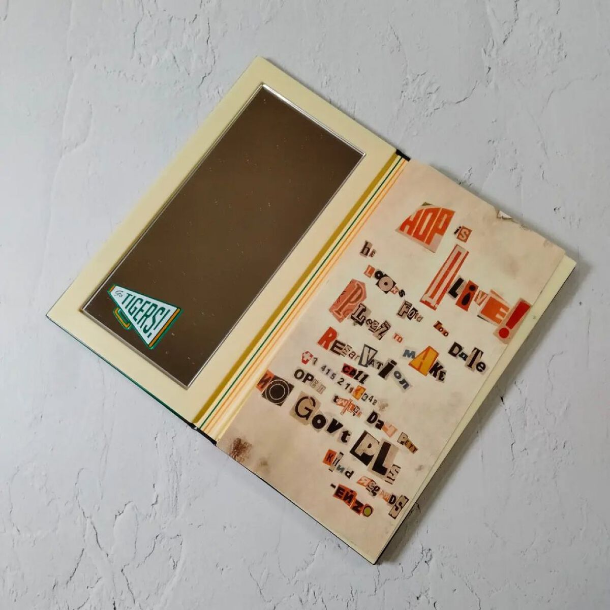 アイシャドウ × ８ (M・A・C × ストレンジャー シングス コレクション) ホーキンズ クラス オブ 1986 アイ パレット/M・A・C/アイシャドウパレットを使ったクチコミ（2枚目）