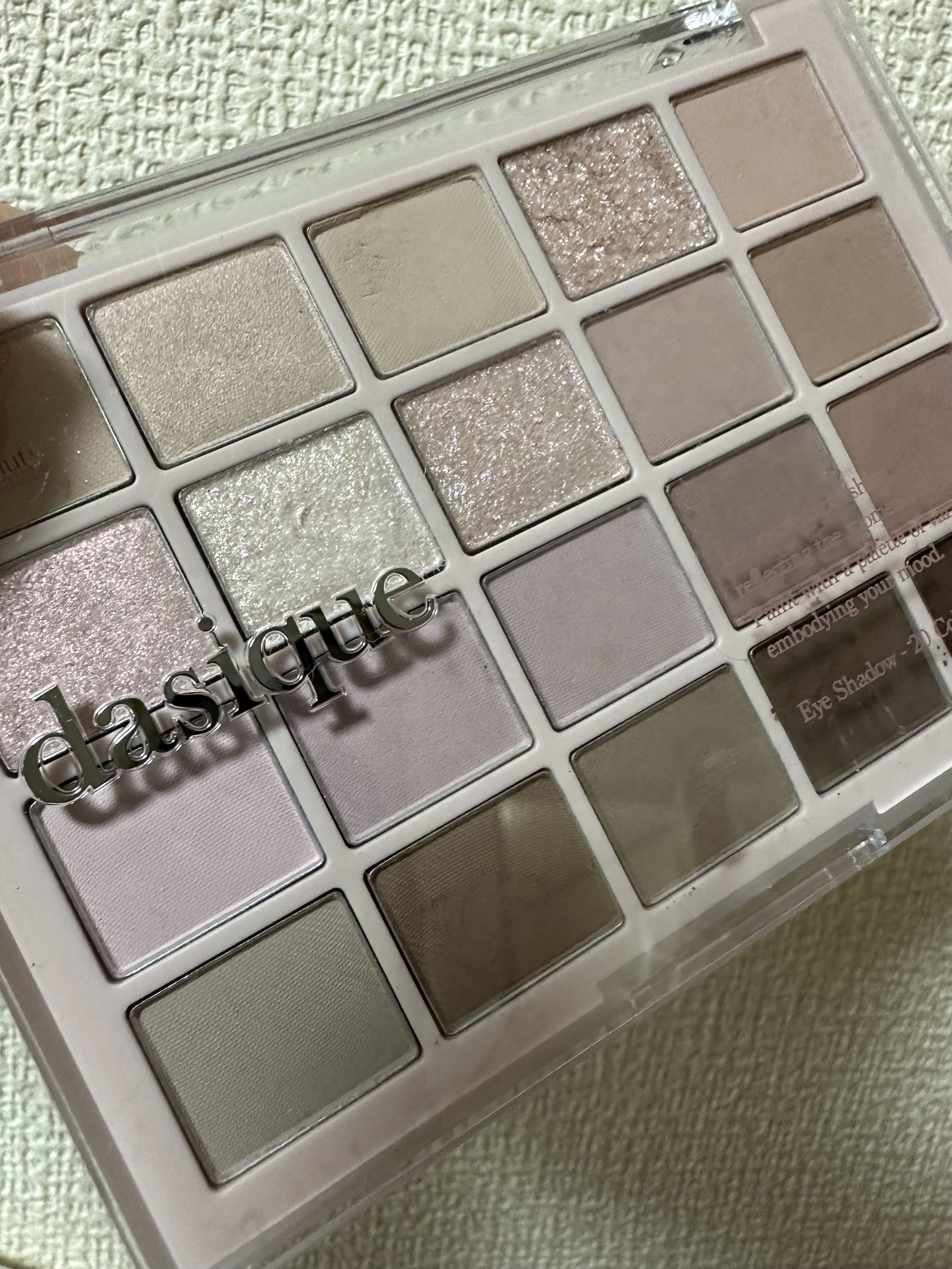 ムードシャドウパレット 02 クールベーシック/dasique/アイシャドウパレットを使ったクチコミ（1枚目）
