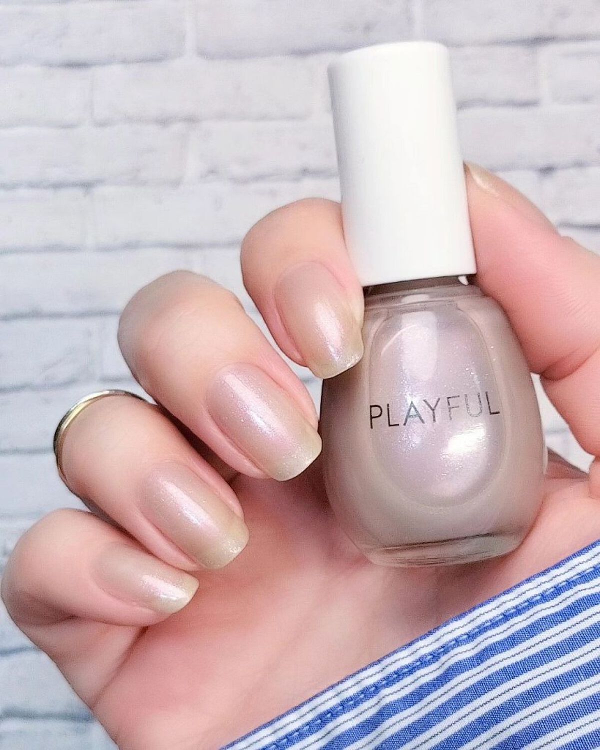 プレイフル プリズムモイストコート/PLAYFUL/オールインワンネイルを使ったクチコミ（1枚目）