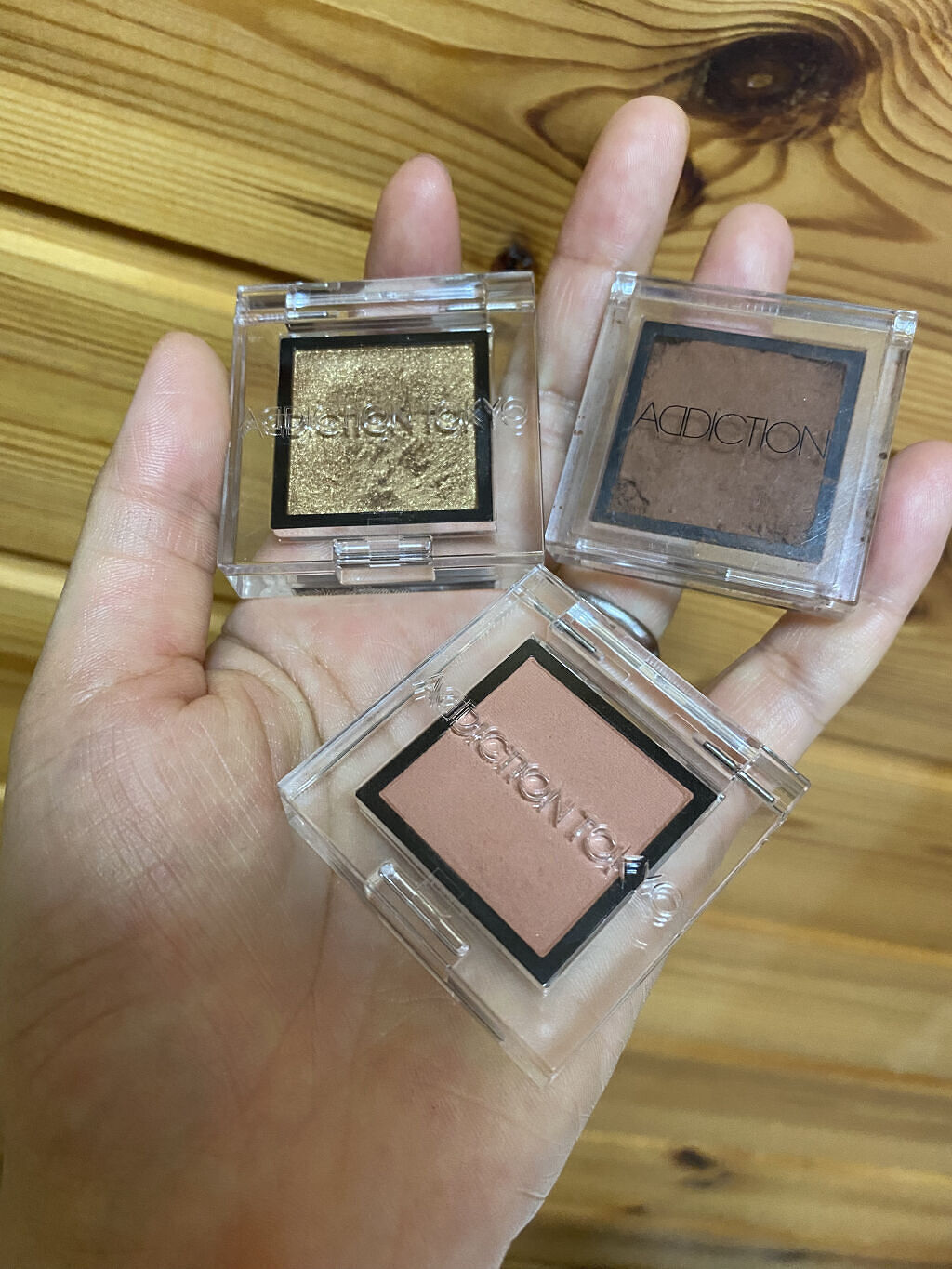 アディクション ザ アイシャドウ マット/ADDICTION/単色アイシャドウを使ったクチコミ（2枚目）